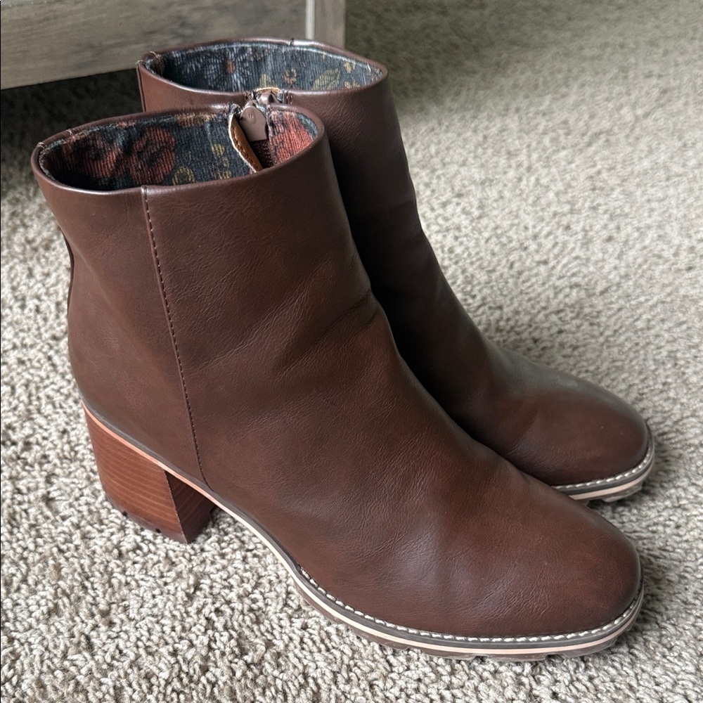 Korks By Kork Ease Brown Leather Ankle Boots